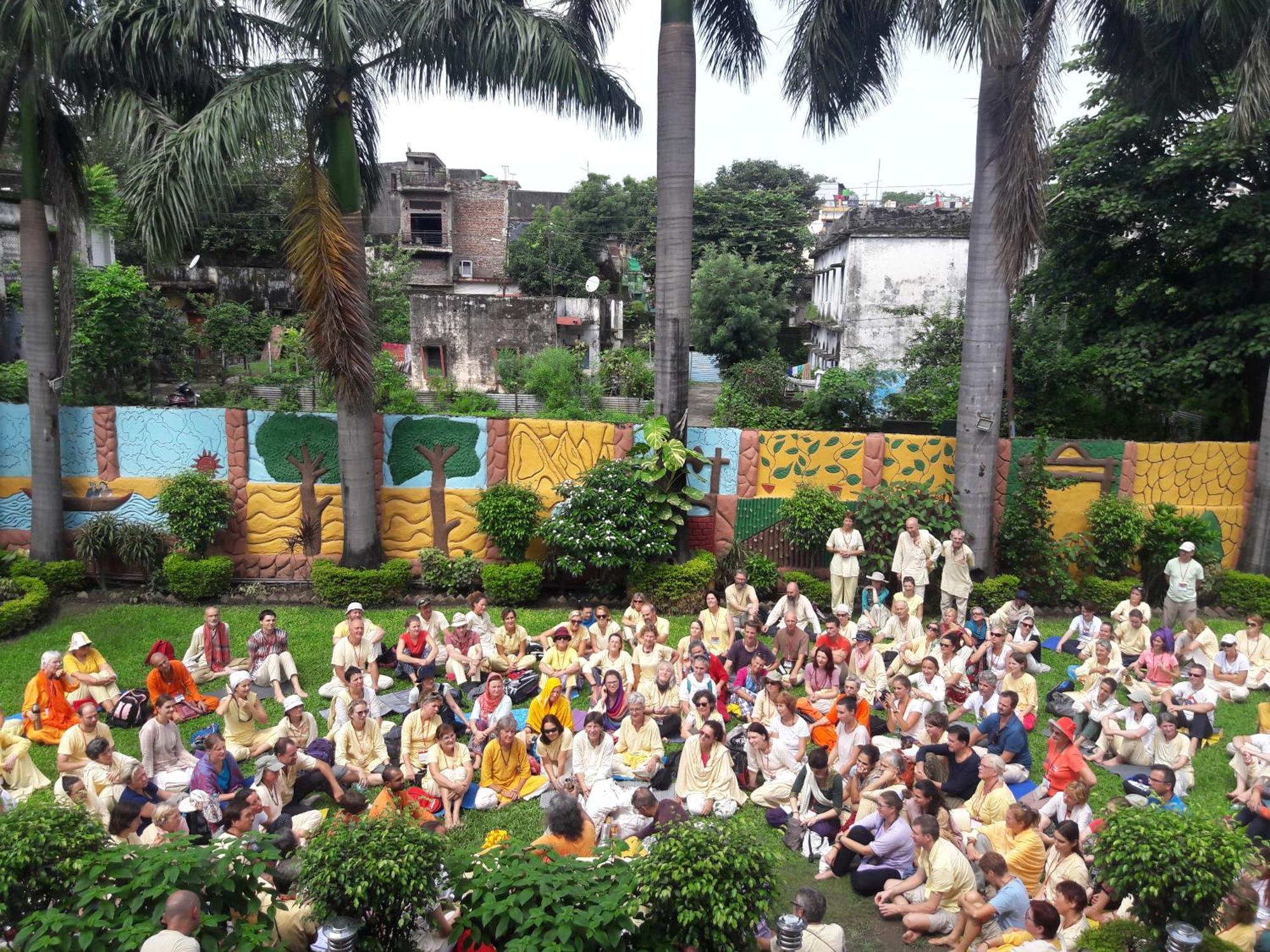 Hotel Neeraj Bhawan- Triveni Ghat Rishīkesh Extérieur photo